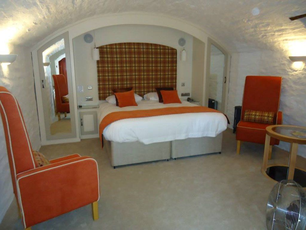 Gwesty'R Emlyn Hotel Newcastle Emlyn Esterno foto