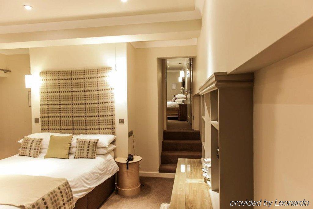 Gwesty'R Emlyn Hotel Newcastle Emlyn Esterno foto
