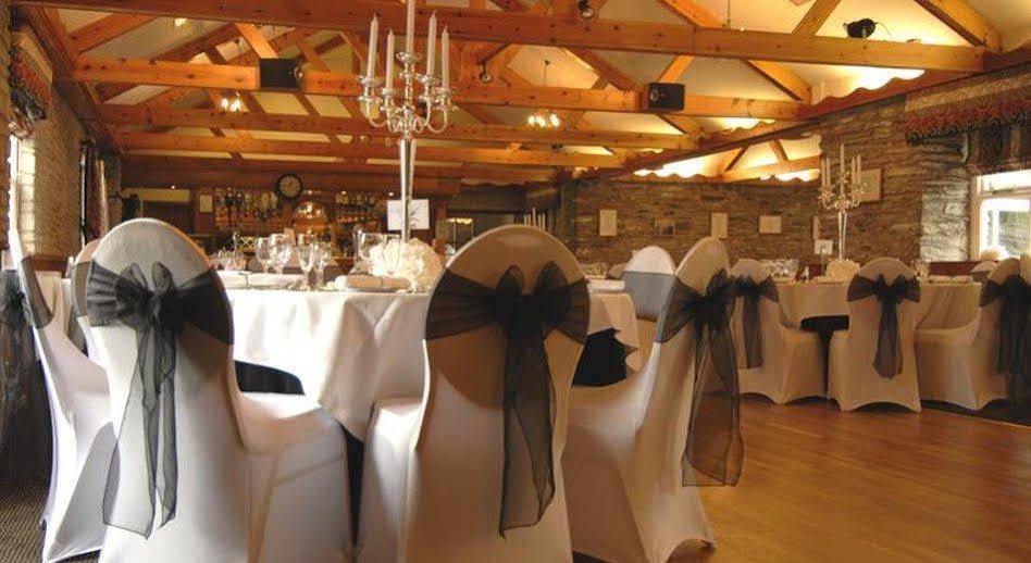 Gwesty'R Emlyn Hotel Newcastle Emlyn Esterno foto