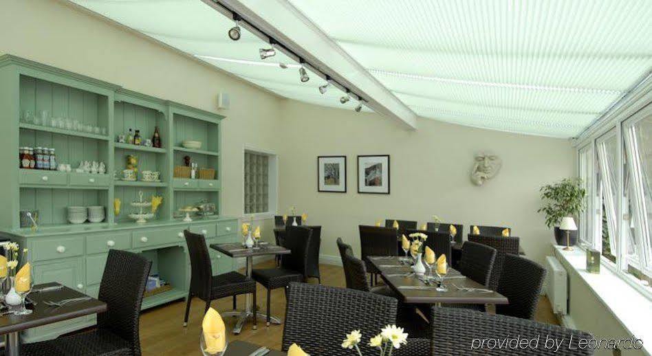 Gwesty'R Emlyn Hotel Newcastle Emlyn Esterno foto