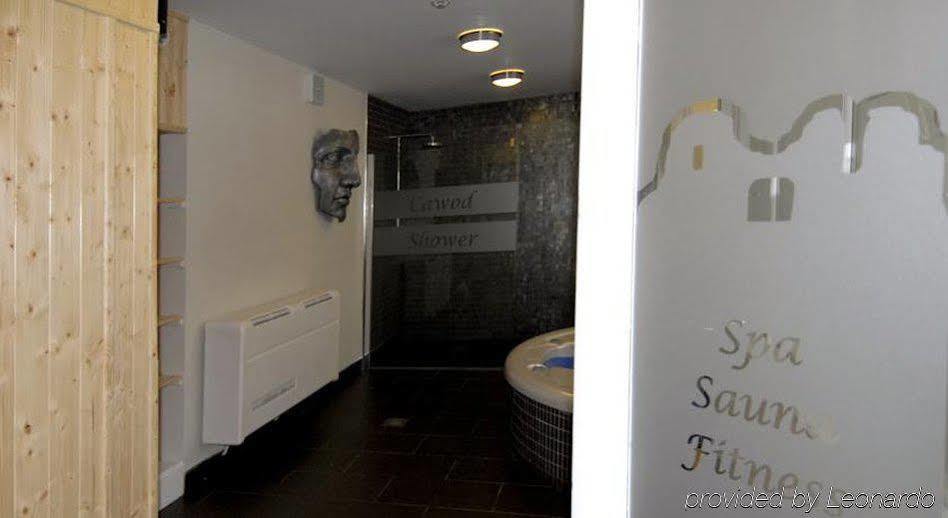 Gwesty'R Emlyn Hotel Newcastle Emlyn Esterno foto